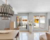 Resale - Apartment / Flat - Torrevieja - Punta Prima