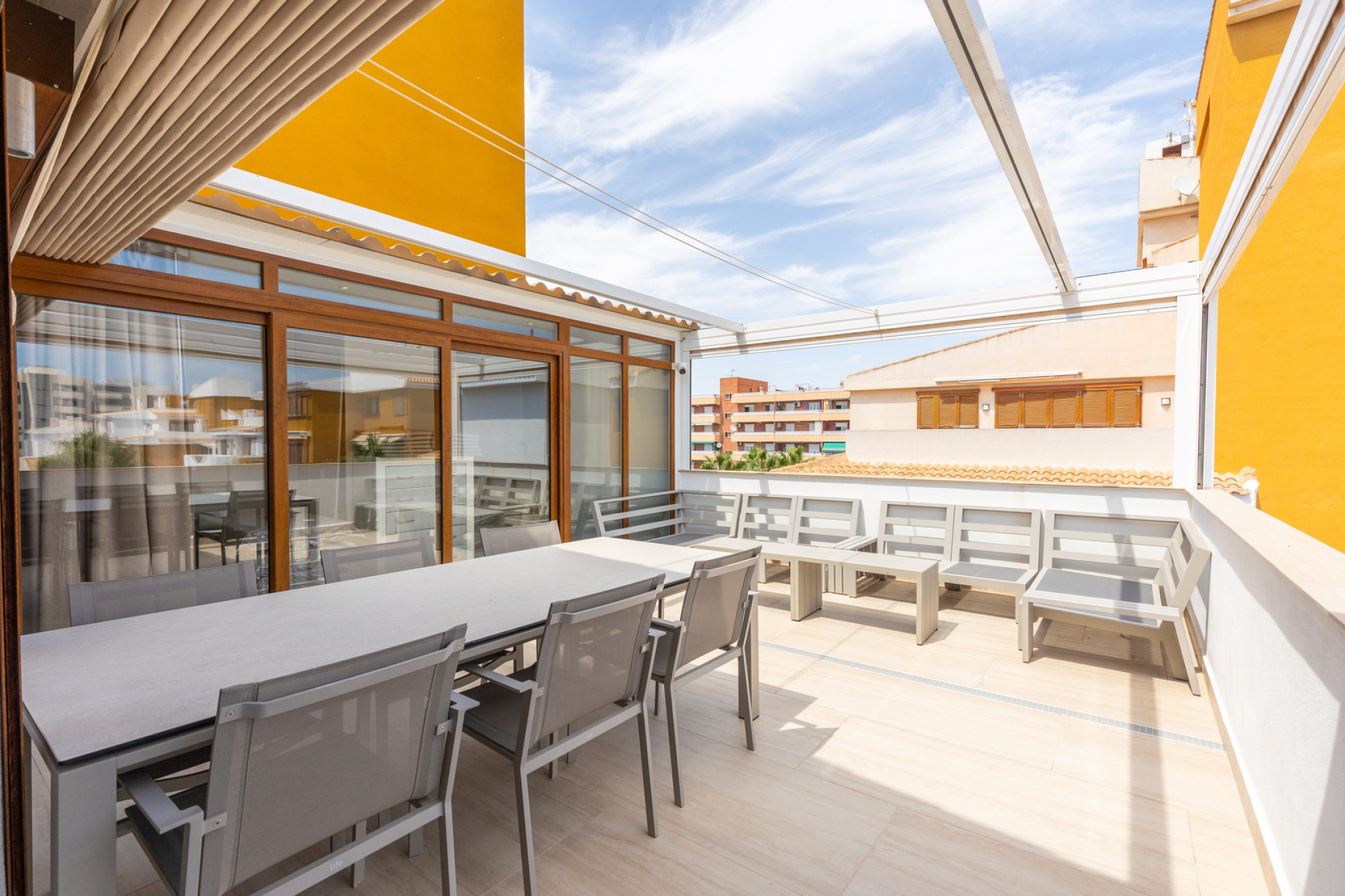 Resale - Apartment / Flat - Torrevieja - Punta Prima