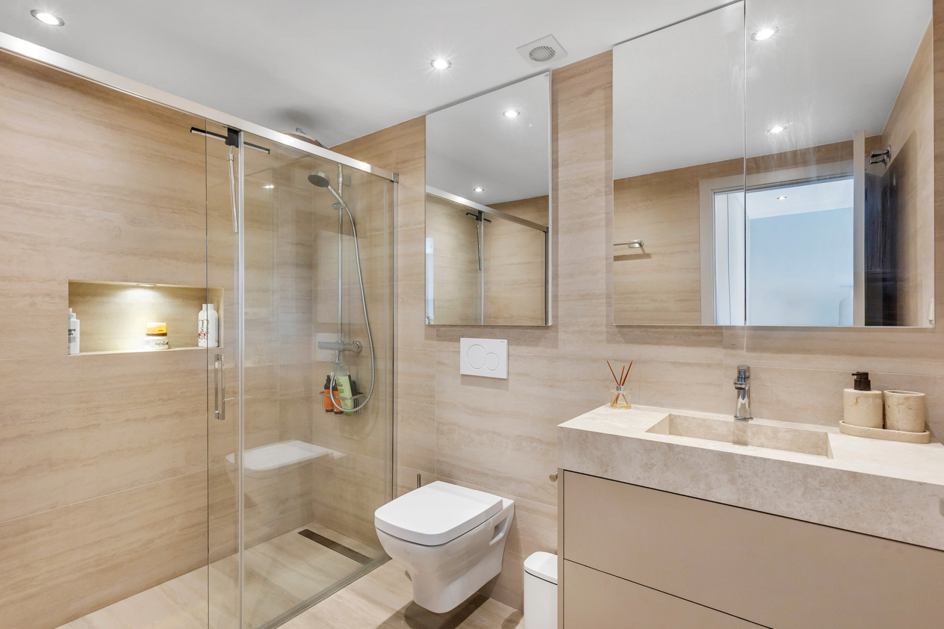 Resale - Apartment / Flat - Torrevieja - Punta Prima