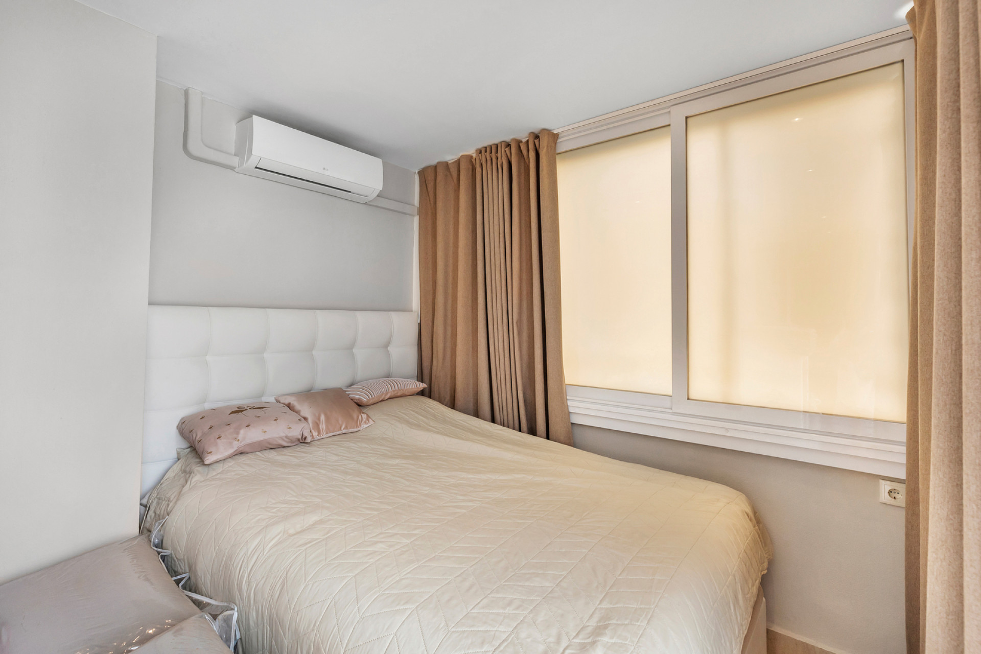 Resale - Apartment / Flat - Torrevieja - Punta Prima