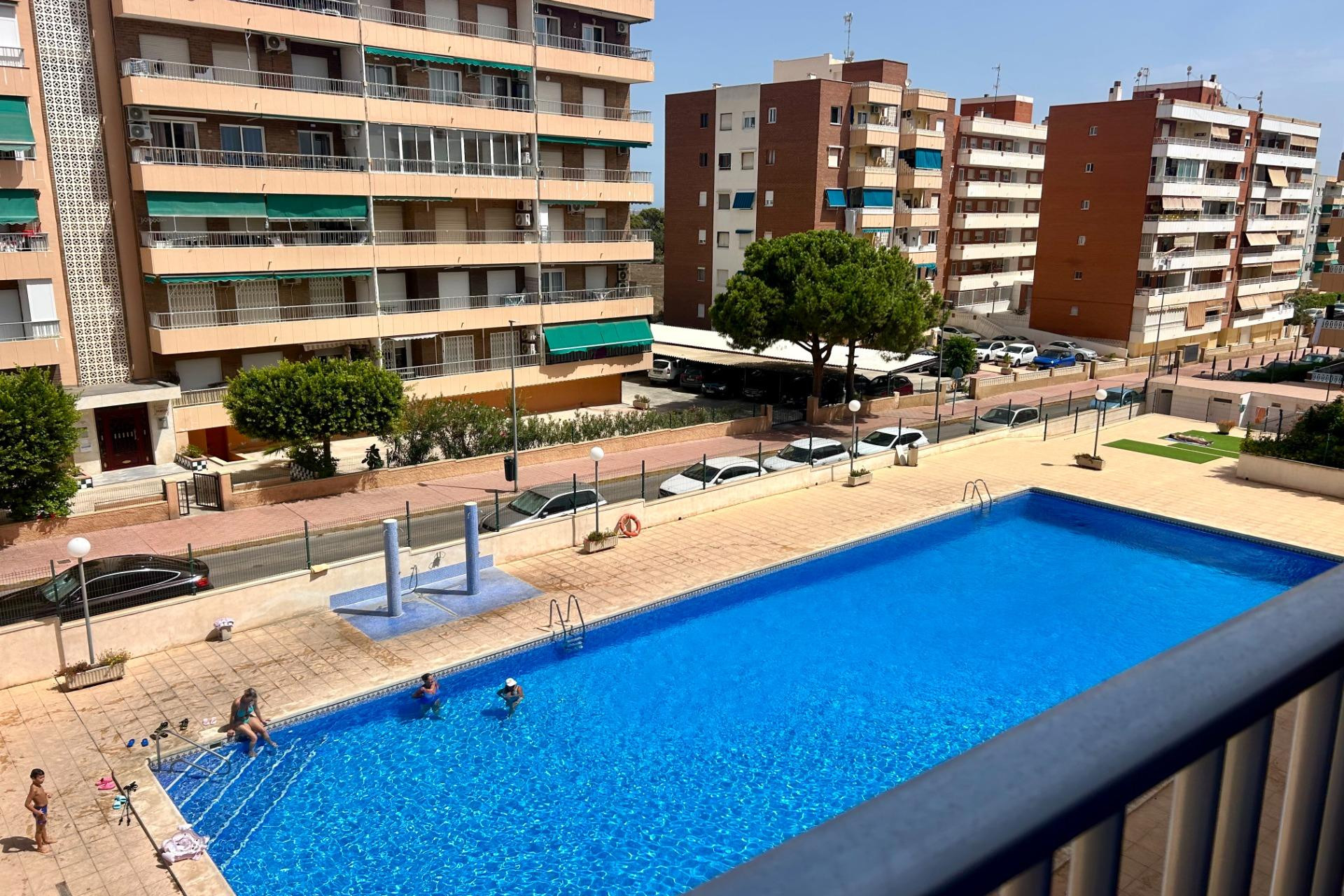 Resale - Apartment / Flat - Torrevieja - Punta prima