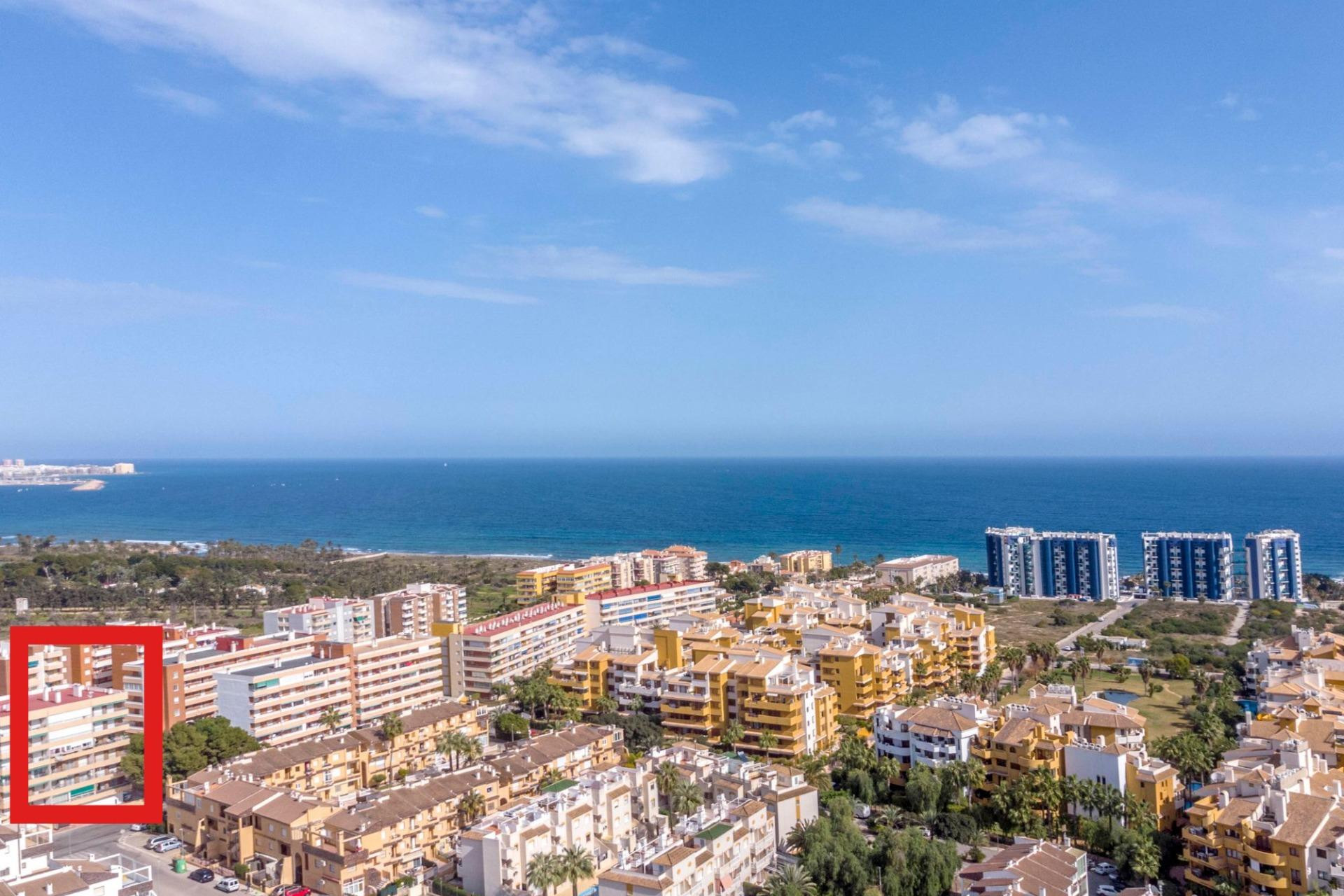 Resale - Apartment / Flat - Torrevieja - Punta prima