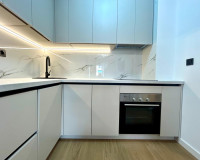 Resale - Apartment / Flat - Torrevieja - Punta prima