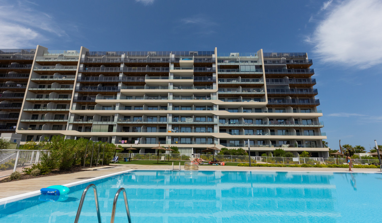 Resale - Apartment / Flat - Torrevieja - Punta Prima