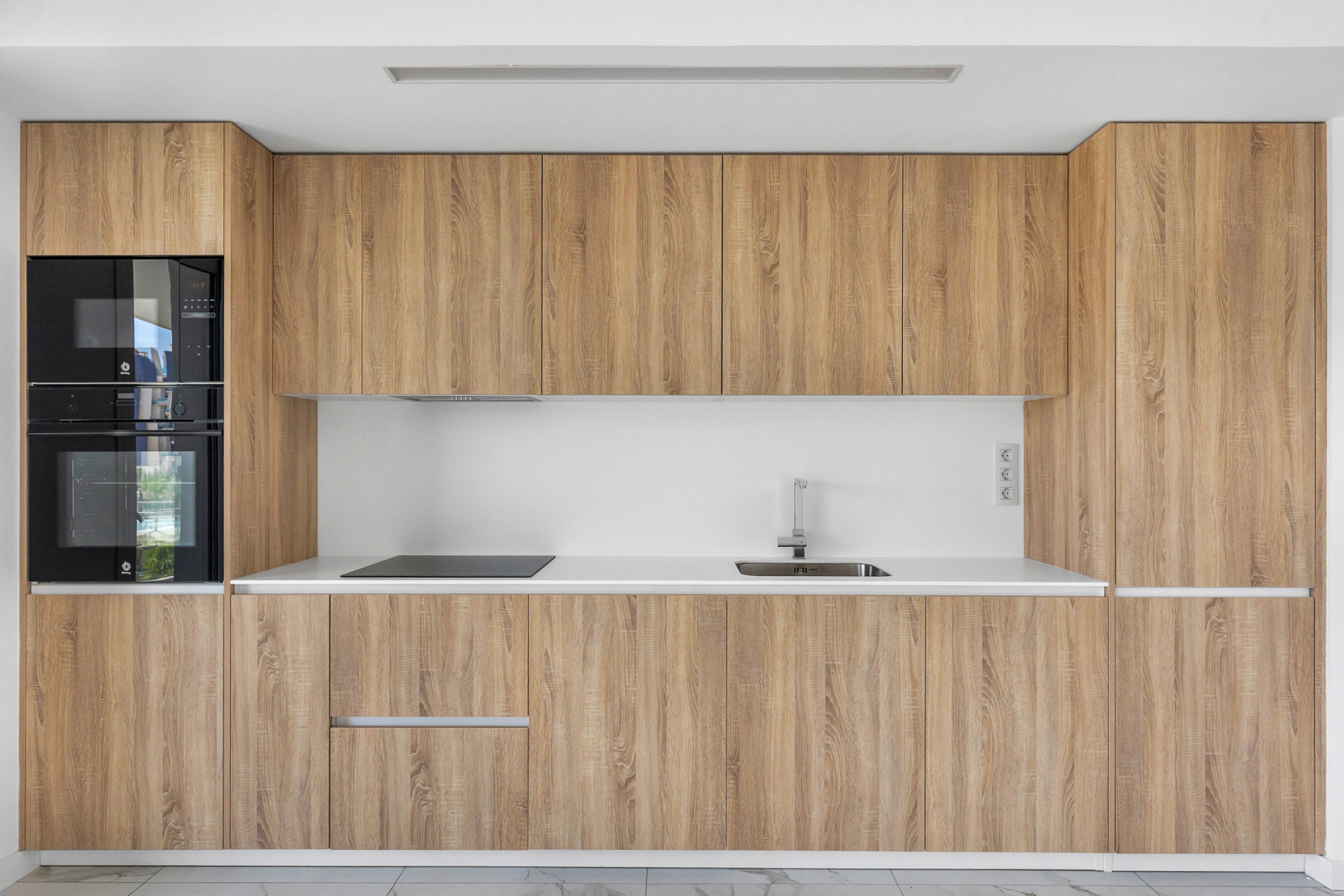 Resale - Apartment / Flat - Torrevieja - Punta Prima