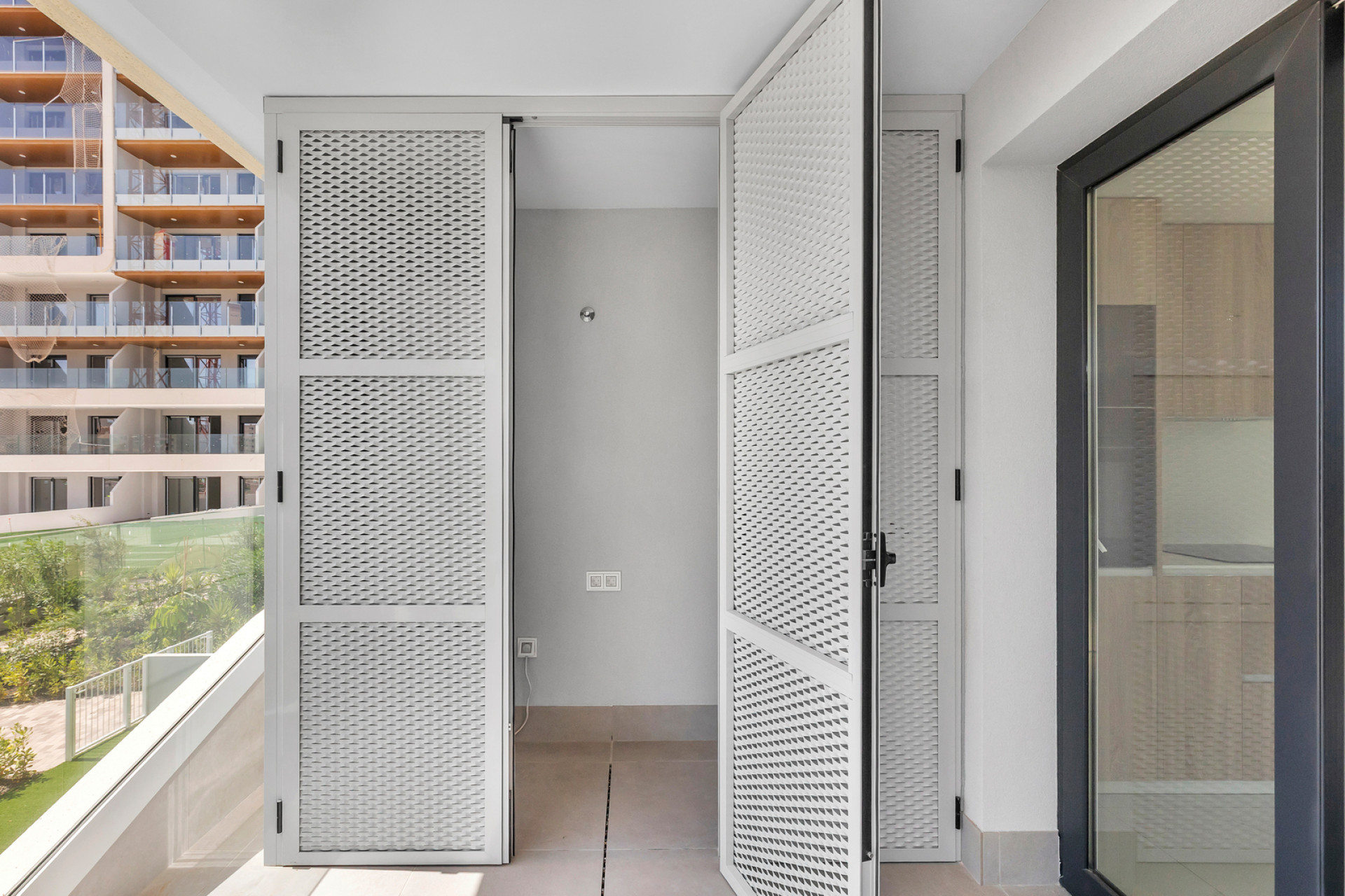 Resale - Apartment / Flat - Torrevieja - Punta Prima
