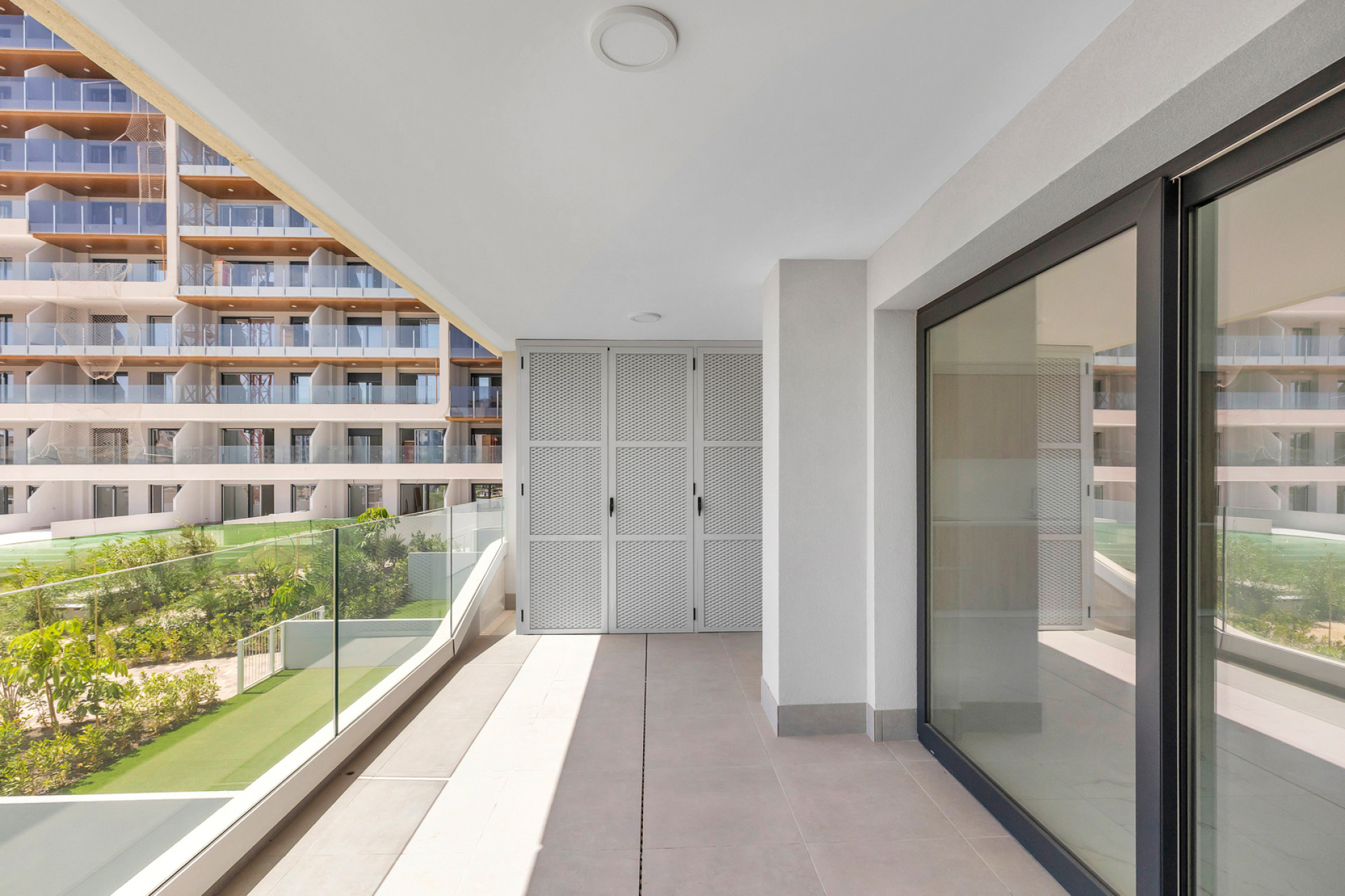 Resale - Apartment / Flat - Torrevieja - Punta Prima