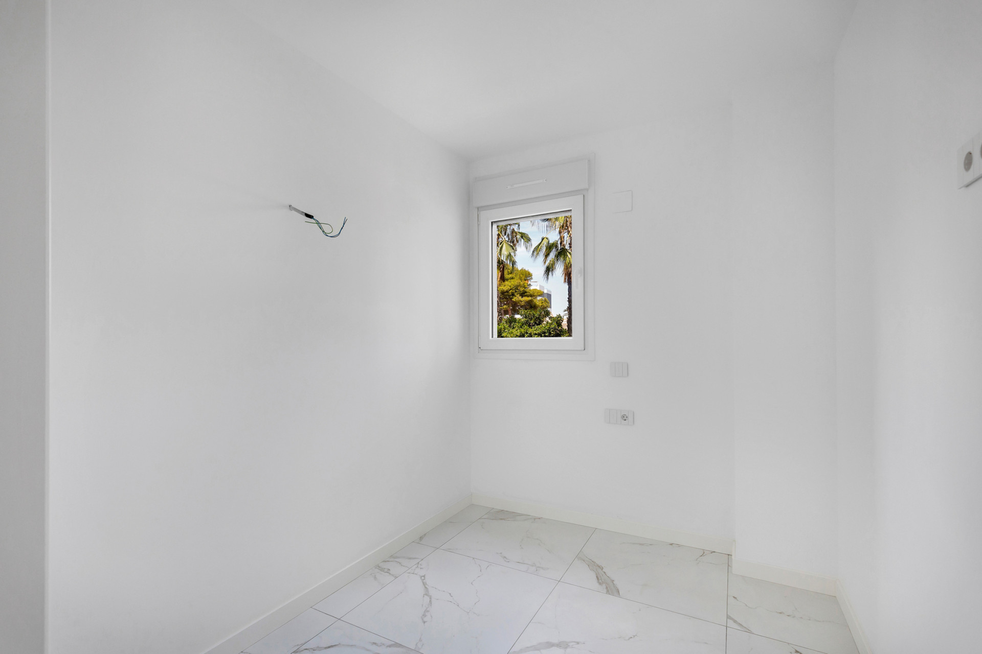 Resale - Apartment / Flat - Torrevieja - Punta Prima