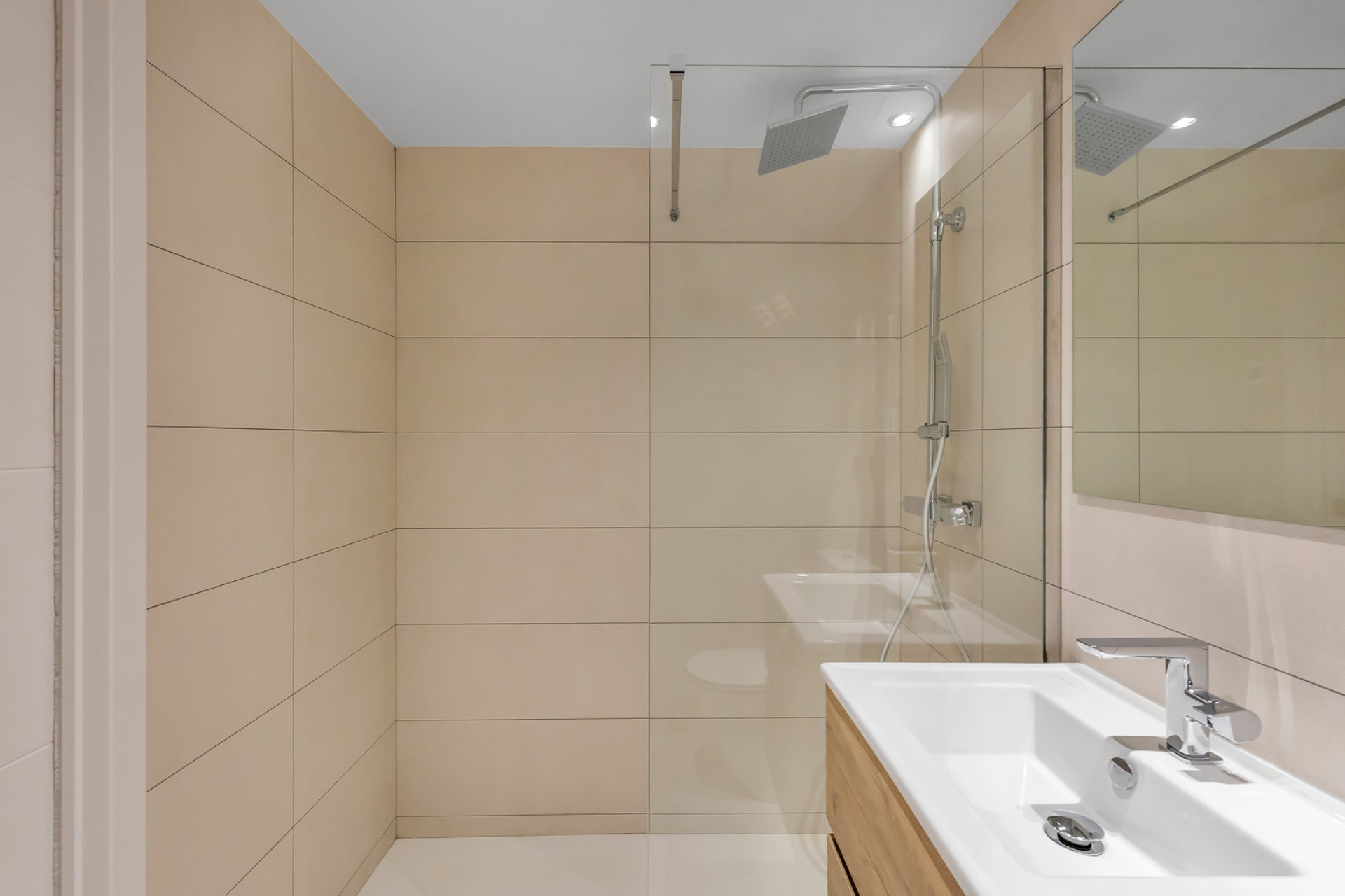 Resale - Apartment / Flat - Torrevieja - Punta Prima