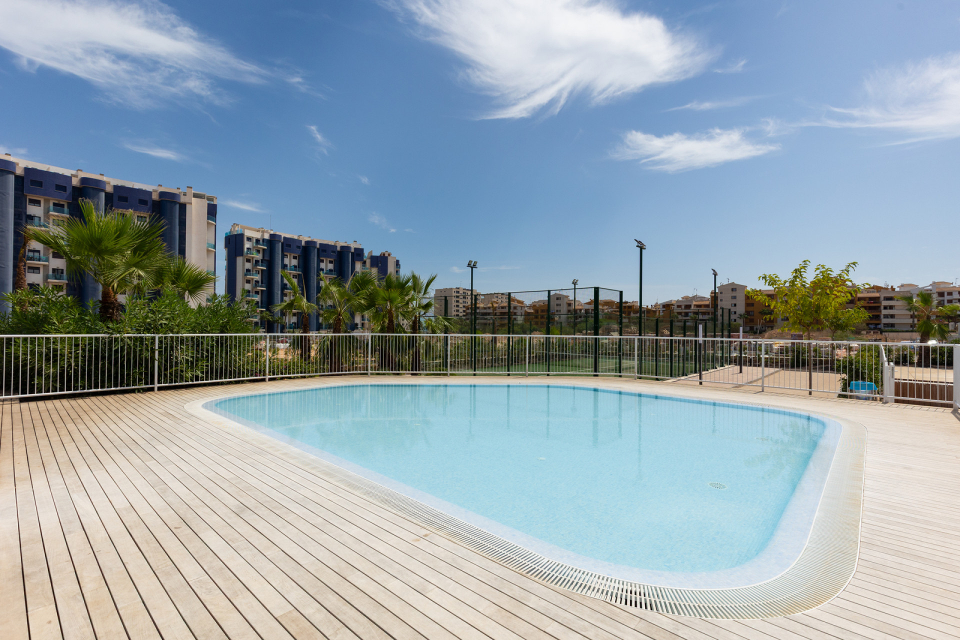 Resale - Apartment / Flat - Torrevieja - Punta Prima