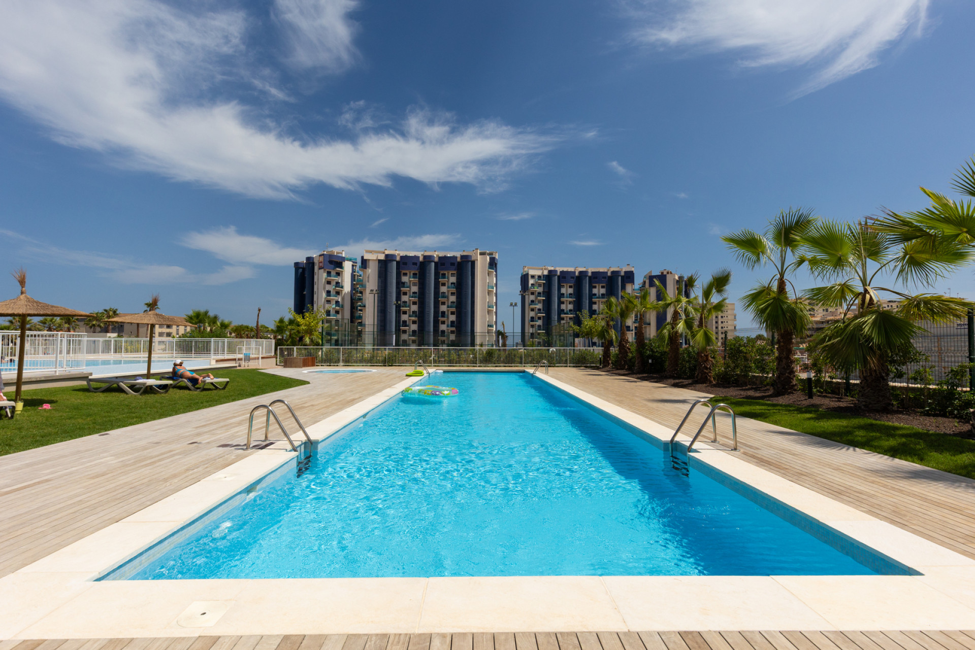 Resale - Apartment / Flat - Torrevieja - Punta Prima