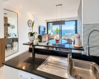 Resale - Apartment / Flat - Torrevieja - Punta Prima