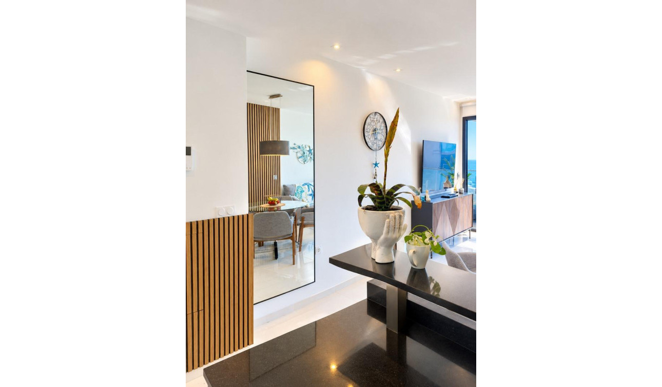Resale - Apartment / Flat - Torrevieja - Punta Prima