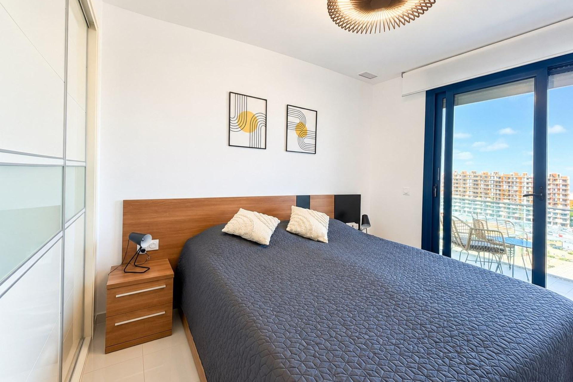Resale - Apartment / Flat - Torrevieja - Punta Prima