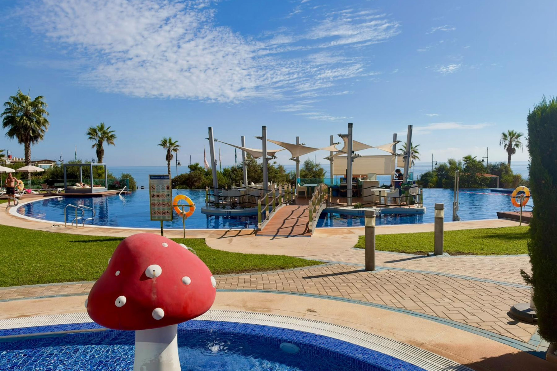 Resale - Apartment / Flat - Torrevieja - Punta Prima