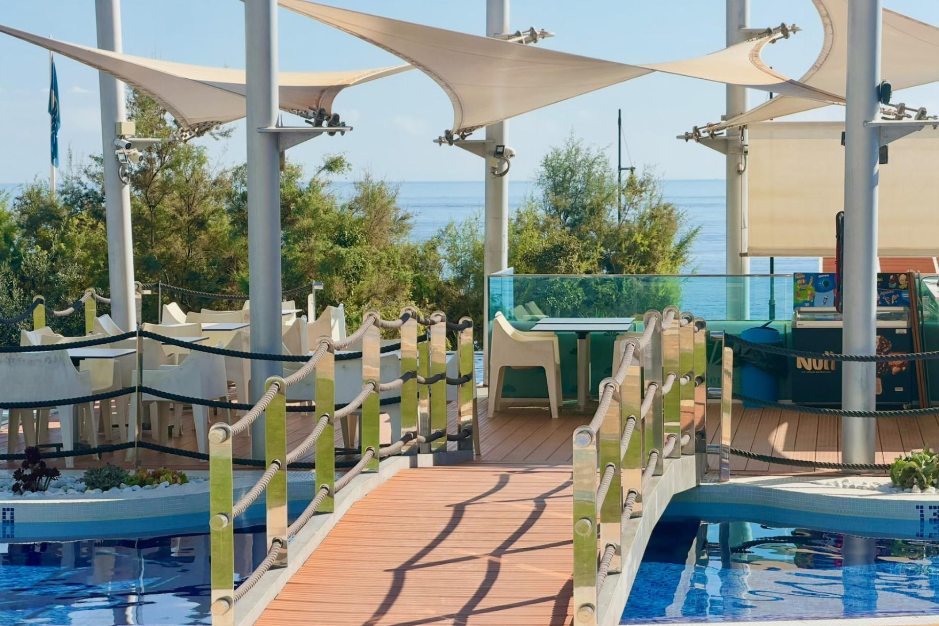 Resale - Apartment / Flat - Torrevieja - Punta Prima