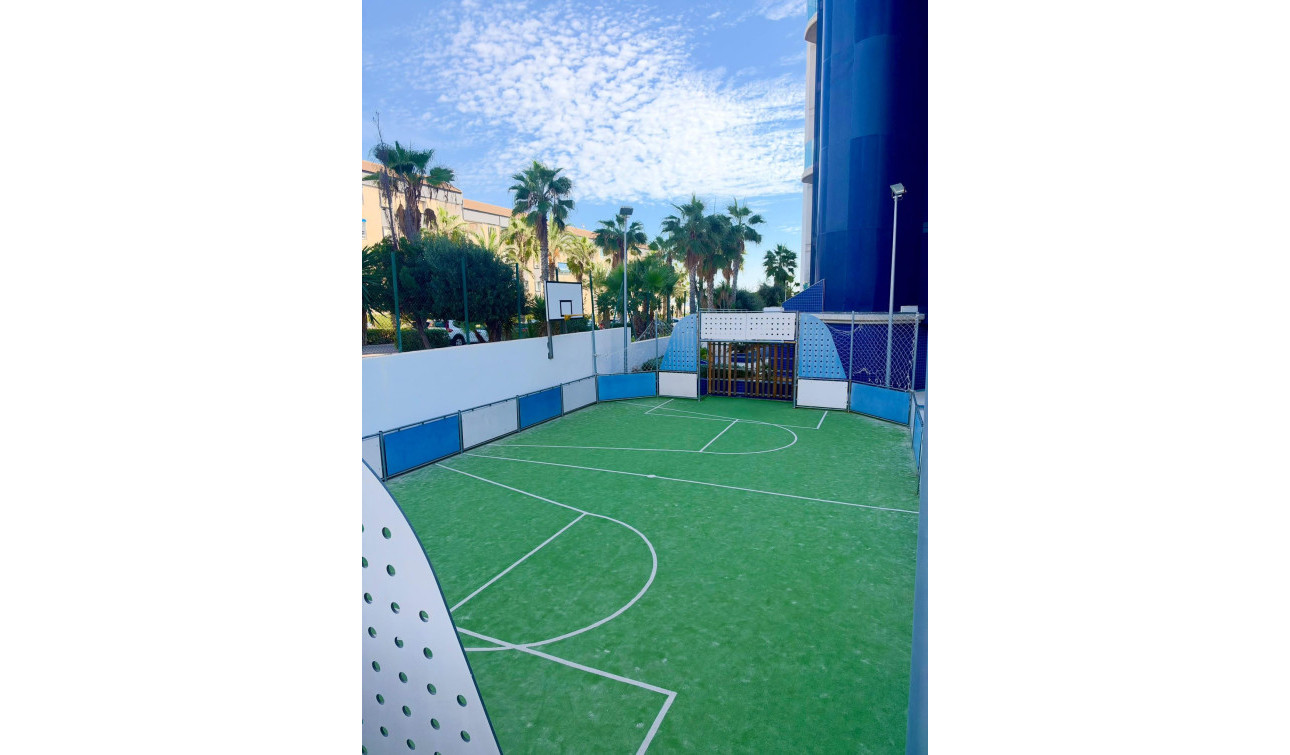 Resale - Apartment / Flat - Torrevieja - Punta Prima