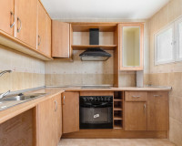 Resale - Apartment / Flat - Torrevieja - Punta Prima