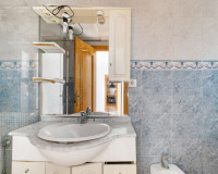 Resale - Apartment / Flat - Torrevieja - Punta Prima