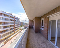 Resale - Apartment / Flat - Torrevieja - Punta Prima