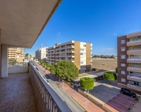 Resale - Apartment / Flat - Torrevieja - Punta Prima
