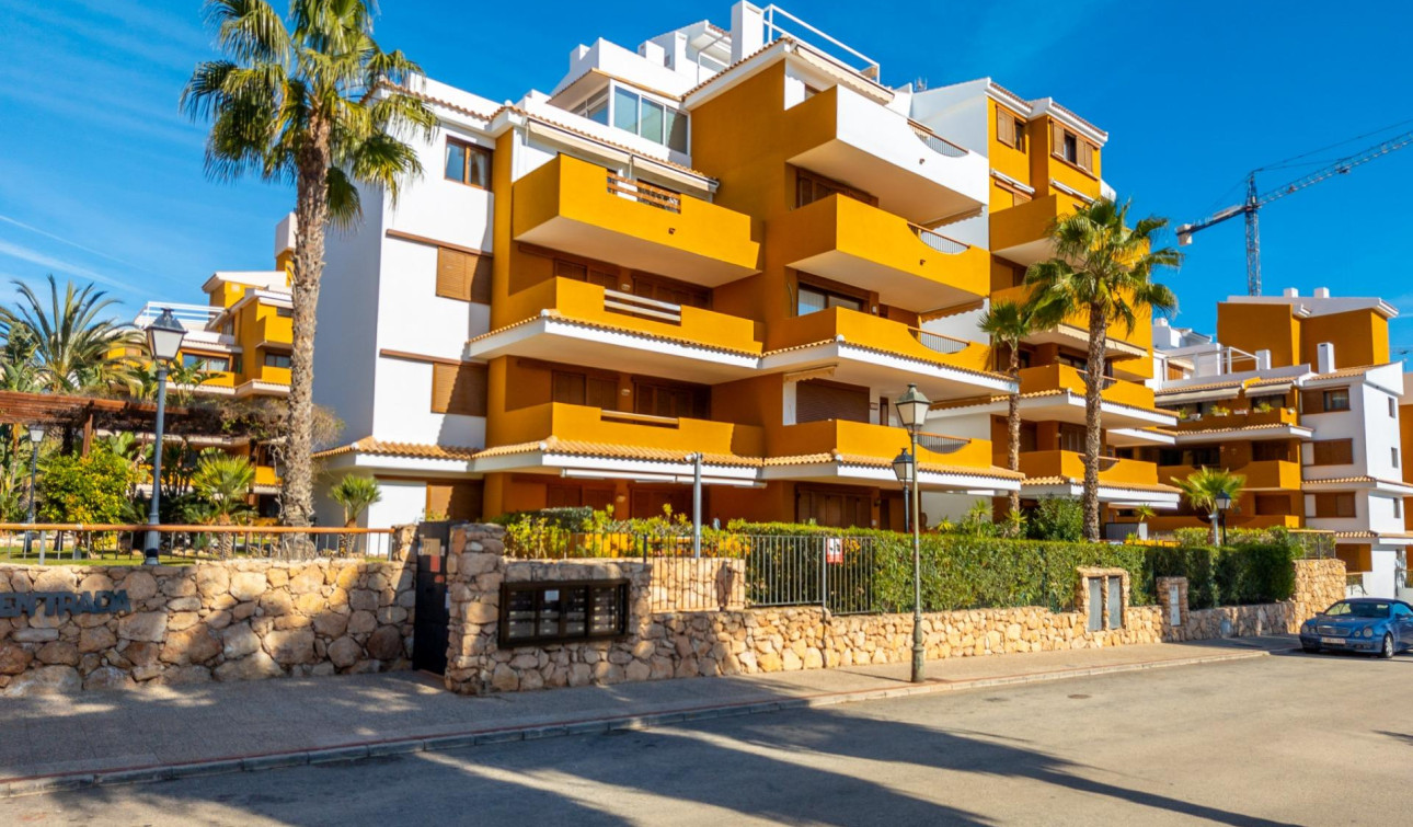 Resale - Apartment / Flat - Torrevieja - Punta prima