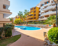 Resale - Apartment / Flat - Torrevieja - Punta prima