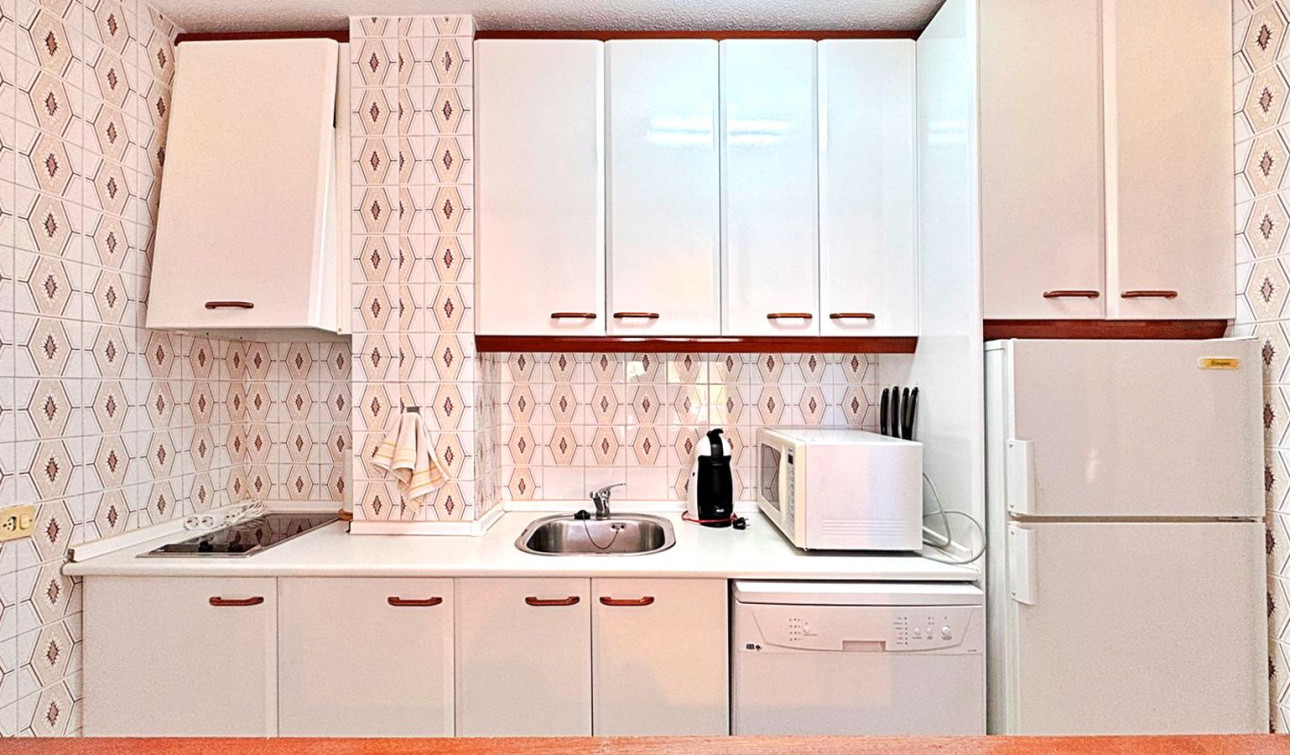 Resale - Apartment / Flat - Torrevieja - Rocio del Mar