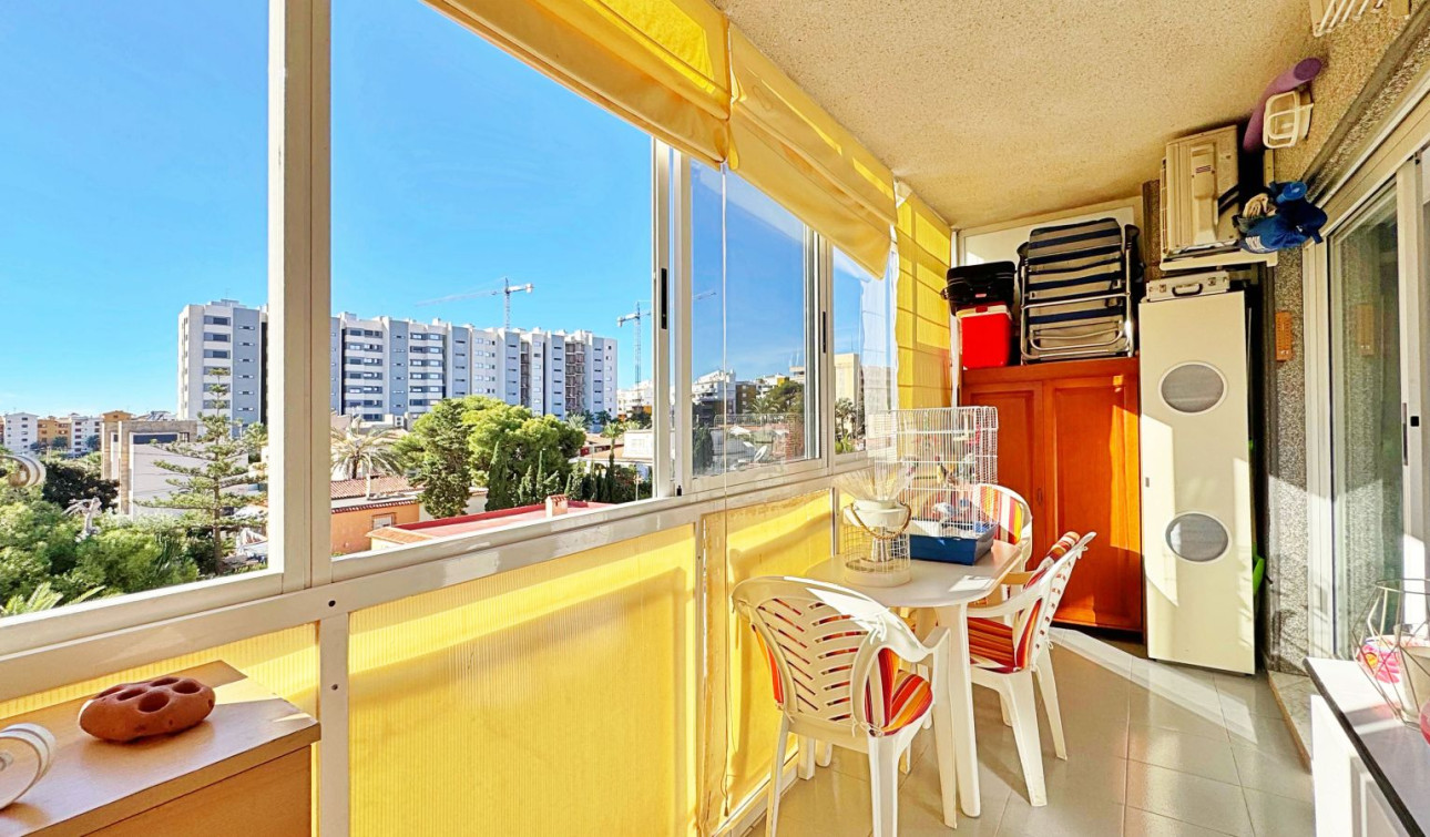 Resale - Apartment / Flat - Torrevieja - Rocio del Mar