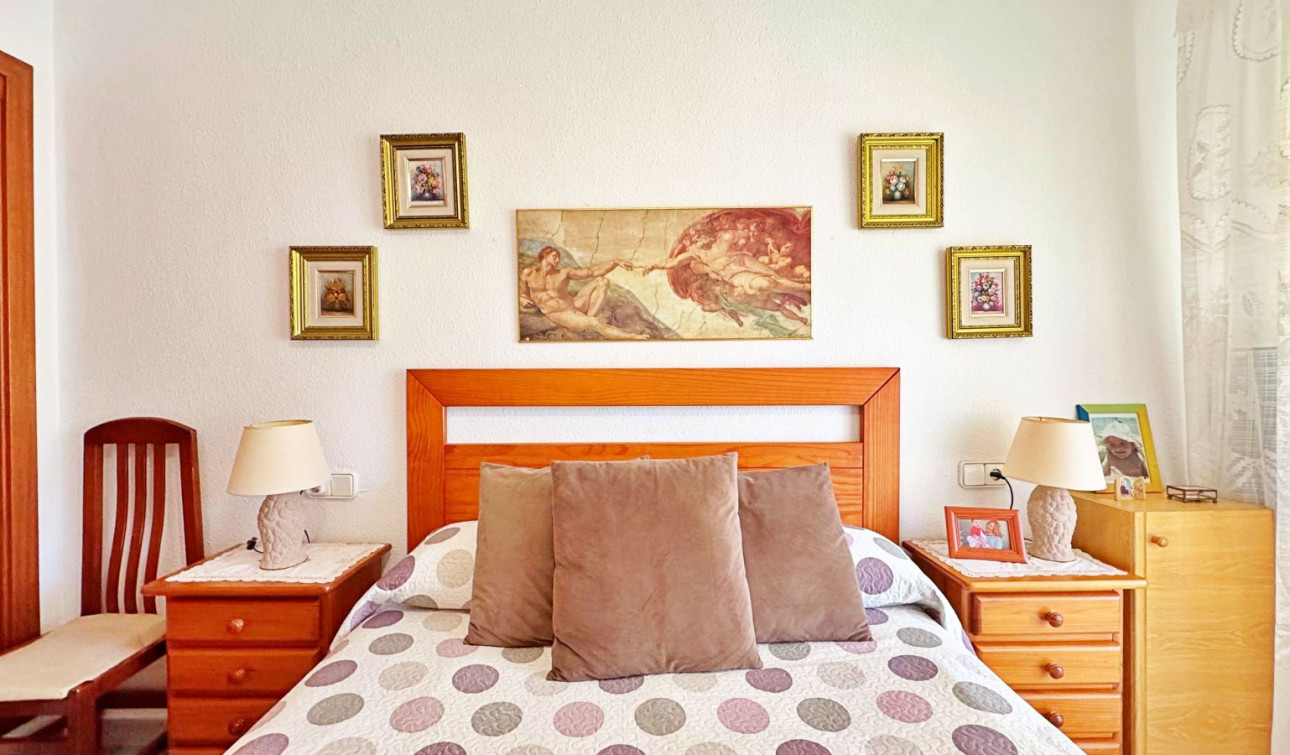 Resale - Apartment / Flat - Torrevieja - Rocio del Mar