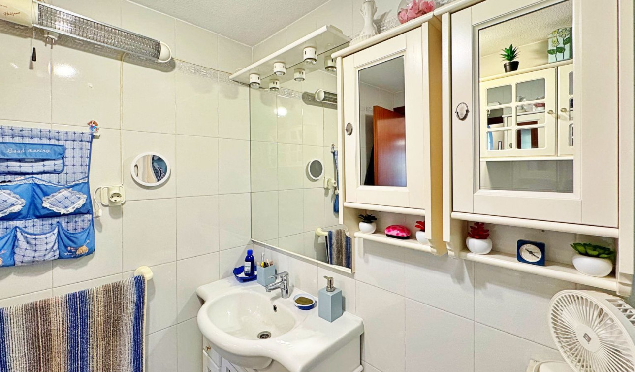 Resale - Apartment / Flat - Torrevieja - Rocio del Mar