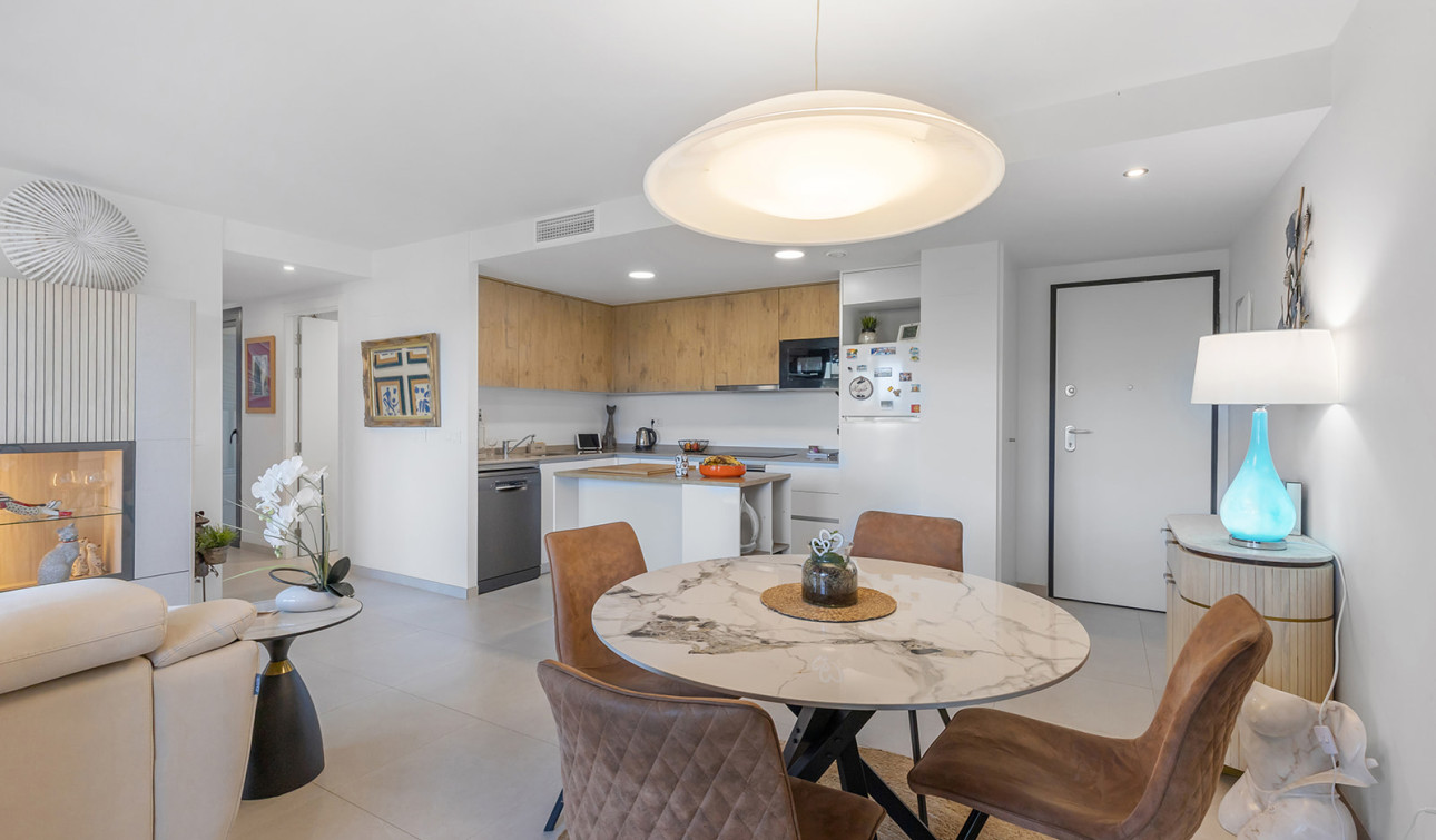 Resale - Apartment / Flat - Torrevieja - Rocio del Mar