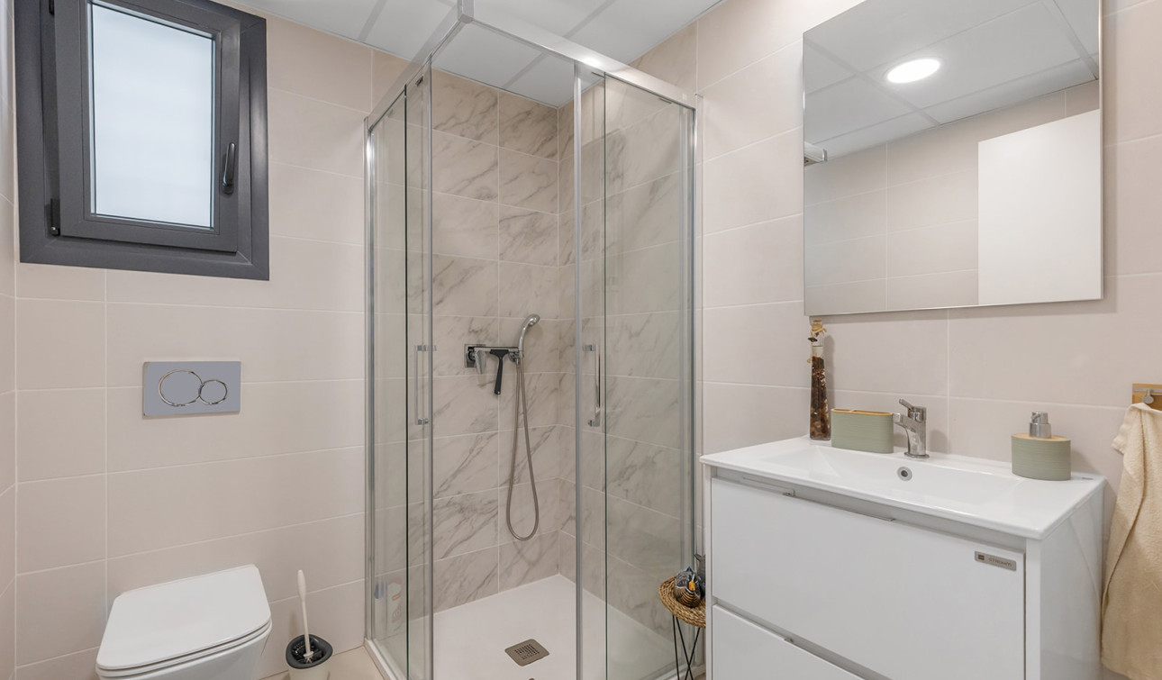 Resale - Apartment / Flat - Torrevieja - Rocio del Mar