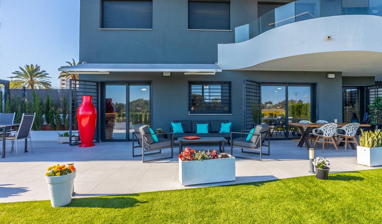 Resale - Apartment / Flat - Torrevieja - Rocio del Mar