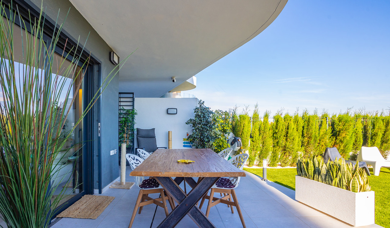 Resale - Apartment / Flat - Torrevieja - Rocio del Mar