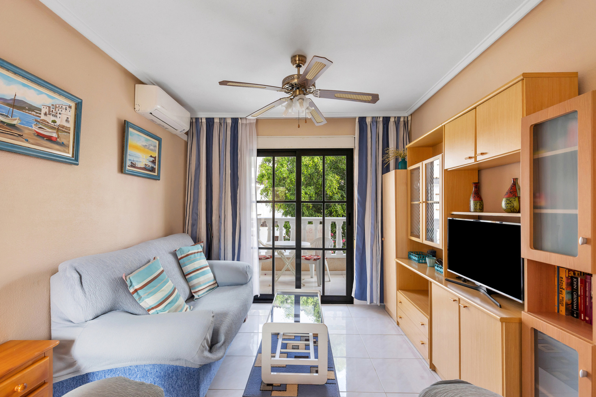 Resale - Apartment / Flat - Torrevieja - Rocio del Mar