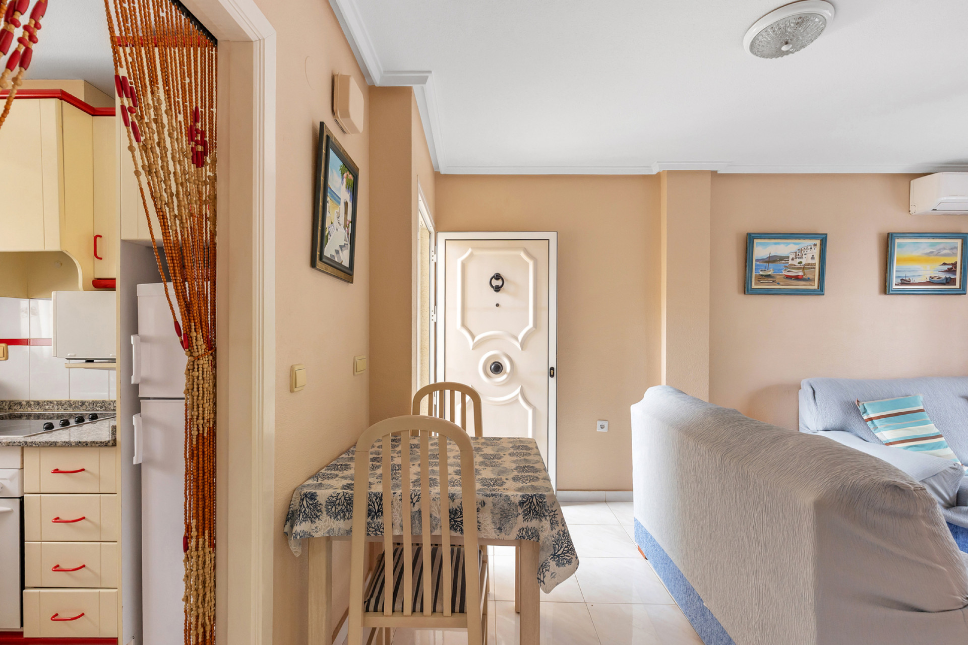 Resale - Apartment / Flat - Torrevieja - Rocio del Mar