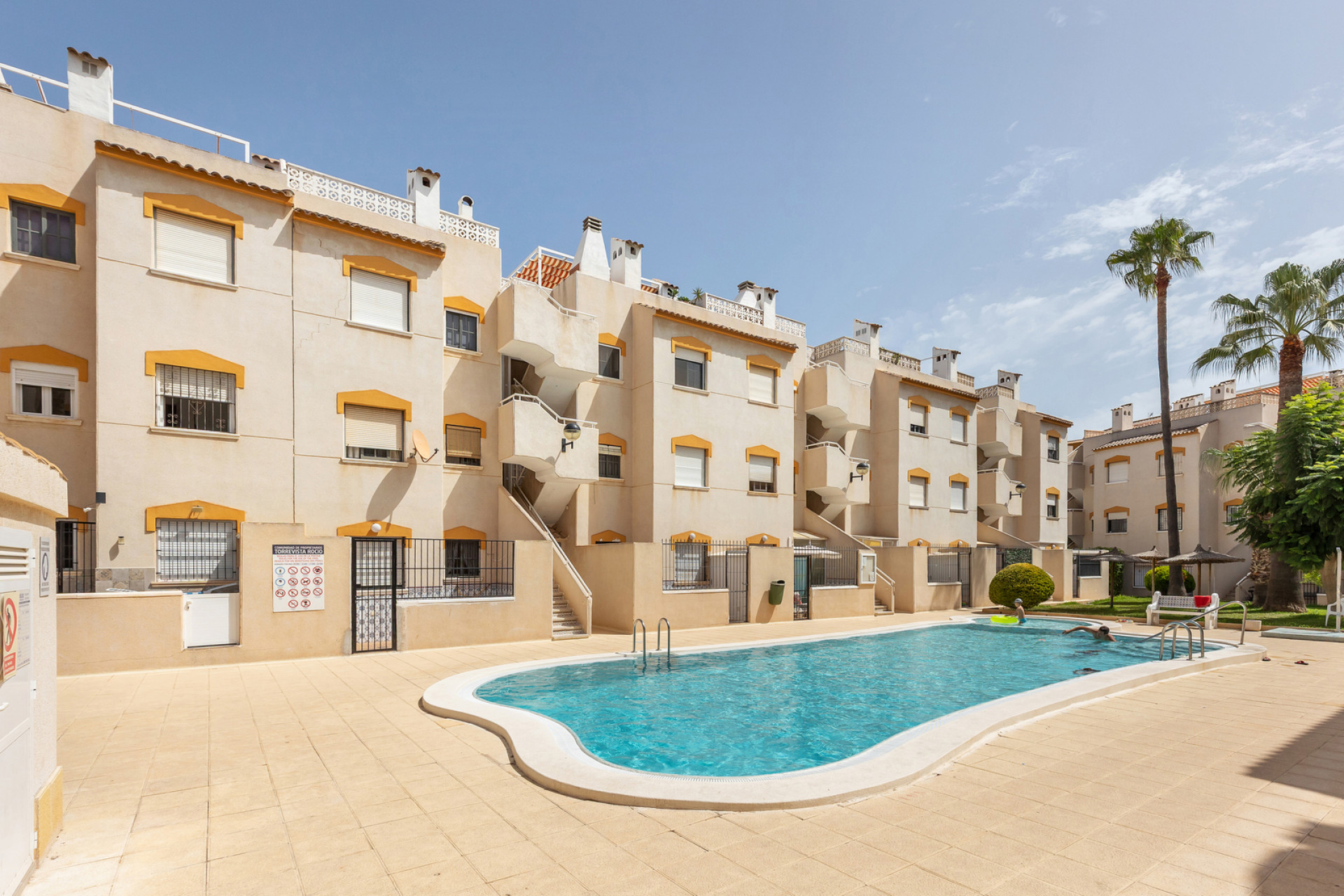 Resale - Apartment / Flat - Torrevieja - Rocio del Mar
