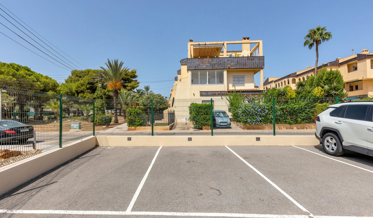 Resale - Apartment / Flat - Torrevieja - Rocio del Mar