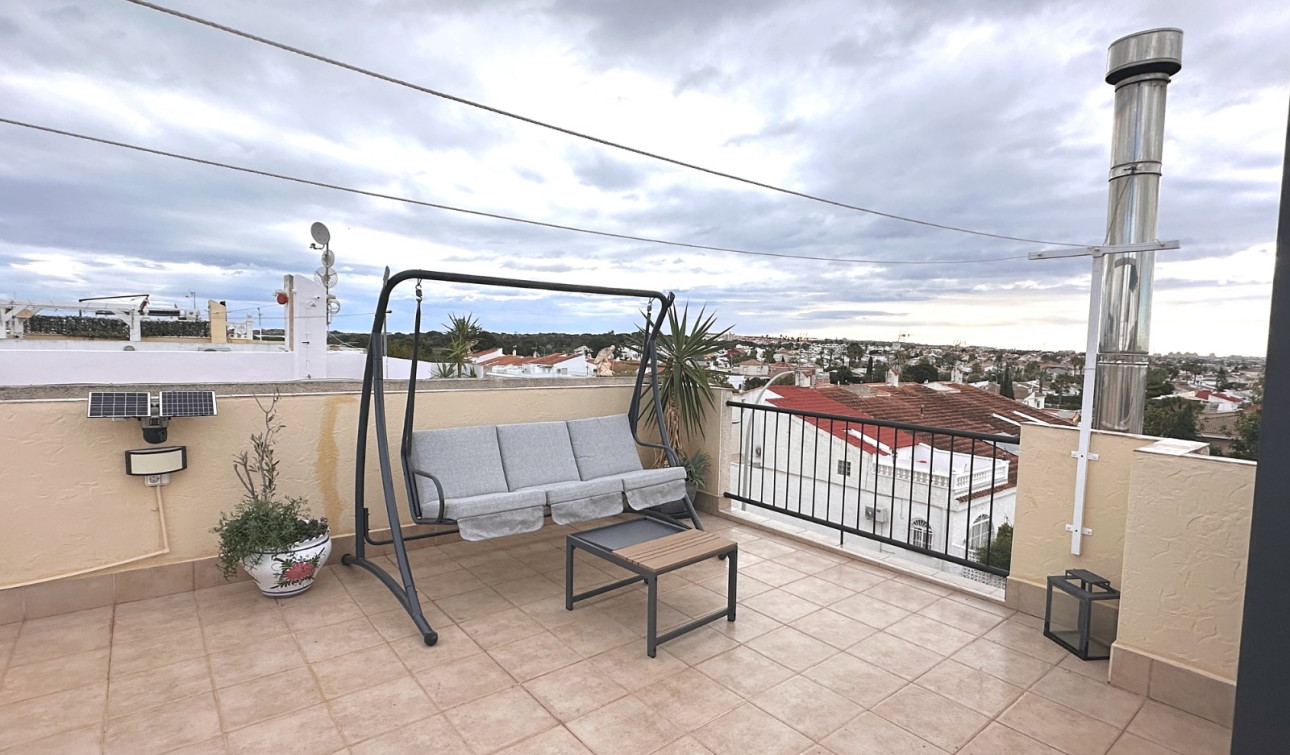 Resale - Apartment / Flat - Torrevieja - San Luis