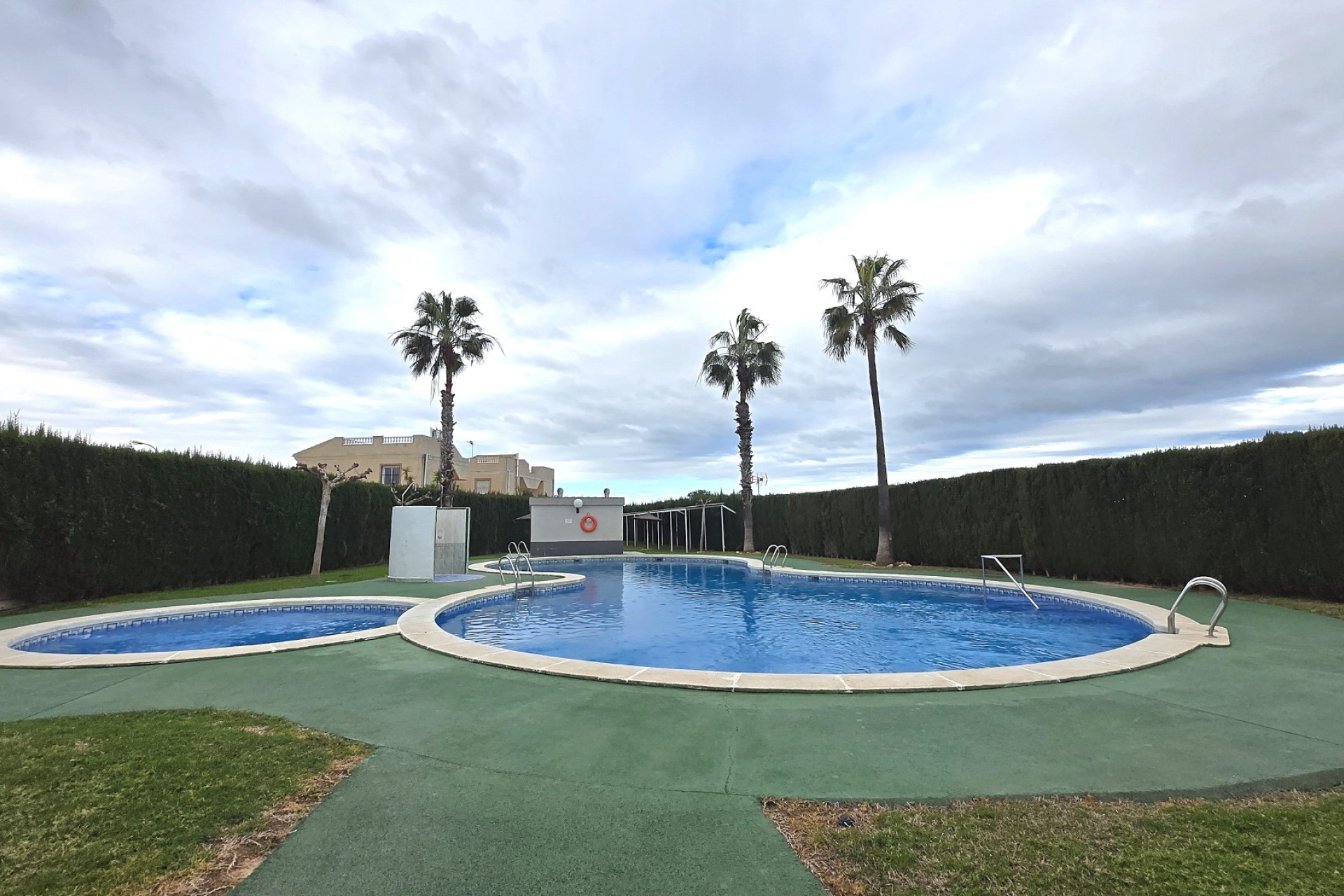 Resale - Apartment / Flat - Torrevieja - San Luis