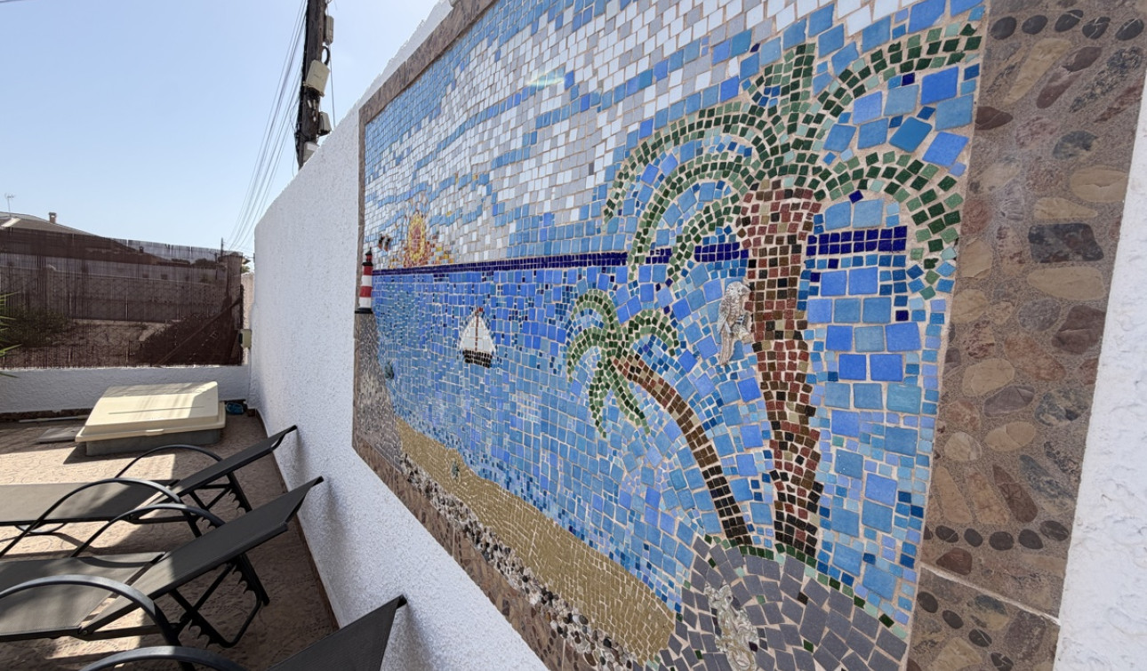 Resale - Apartment / Flat - Torrevieja - San Luis
