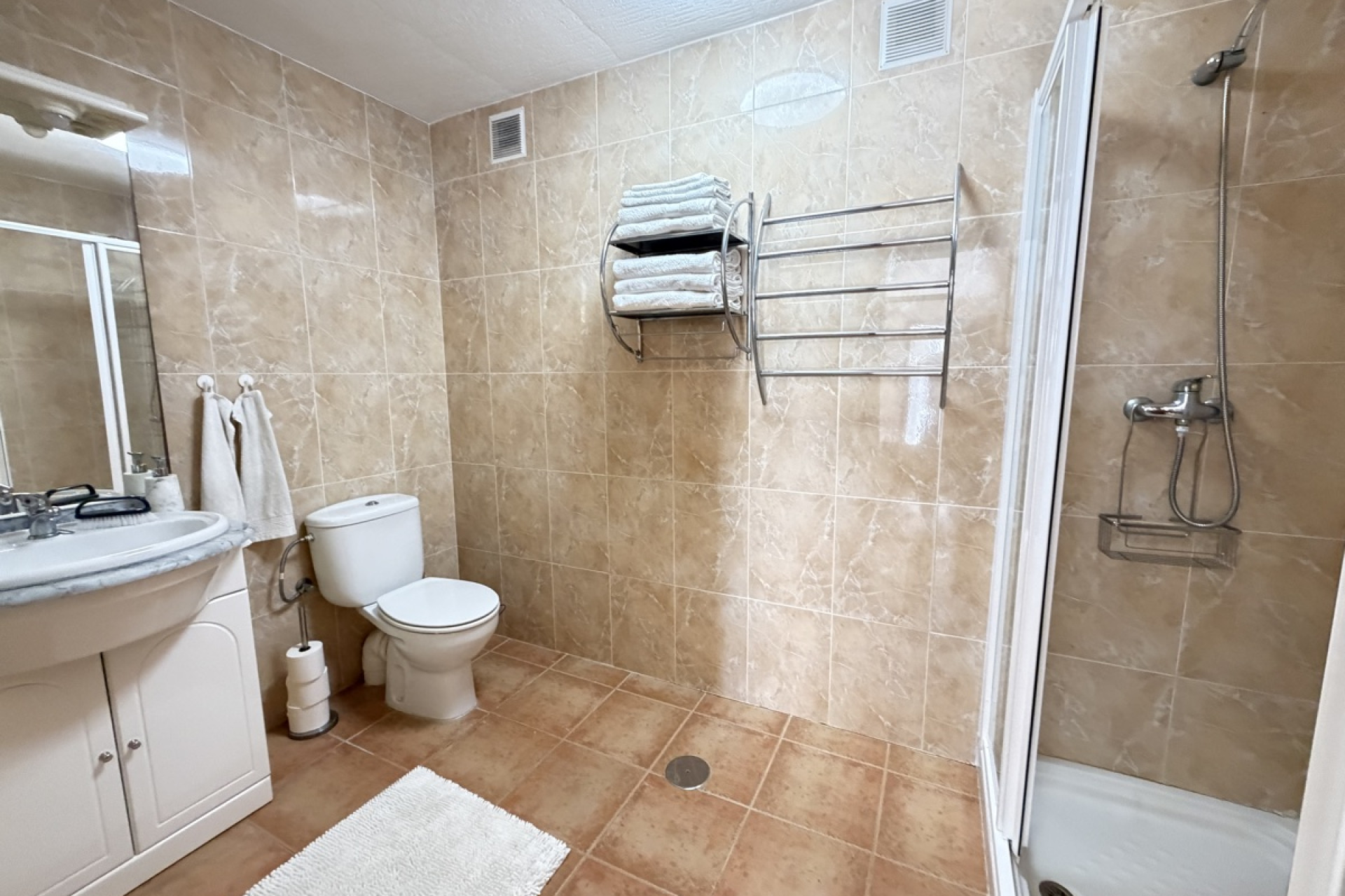 Resale - Apartment / Flat - Torrevieja - San Luis