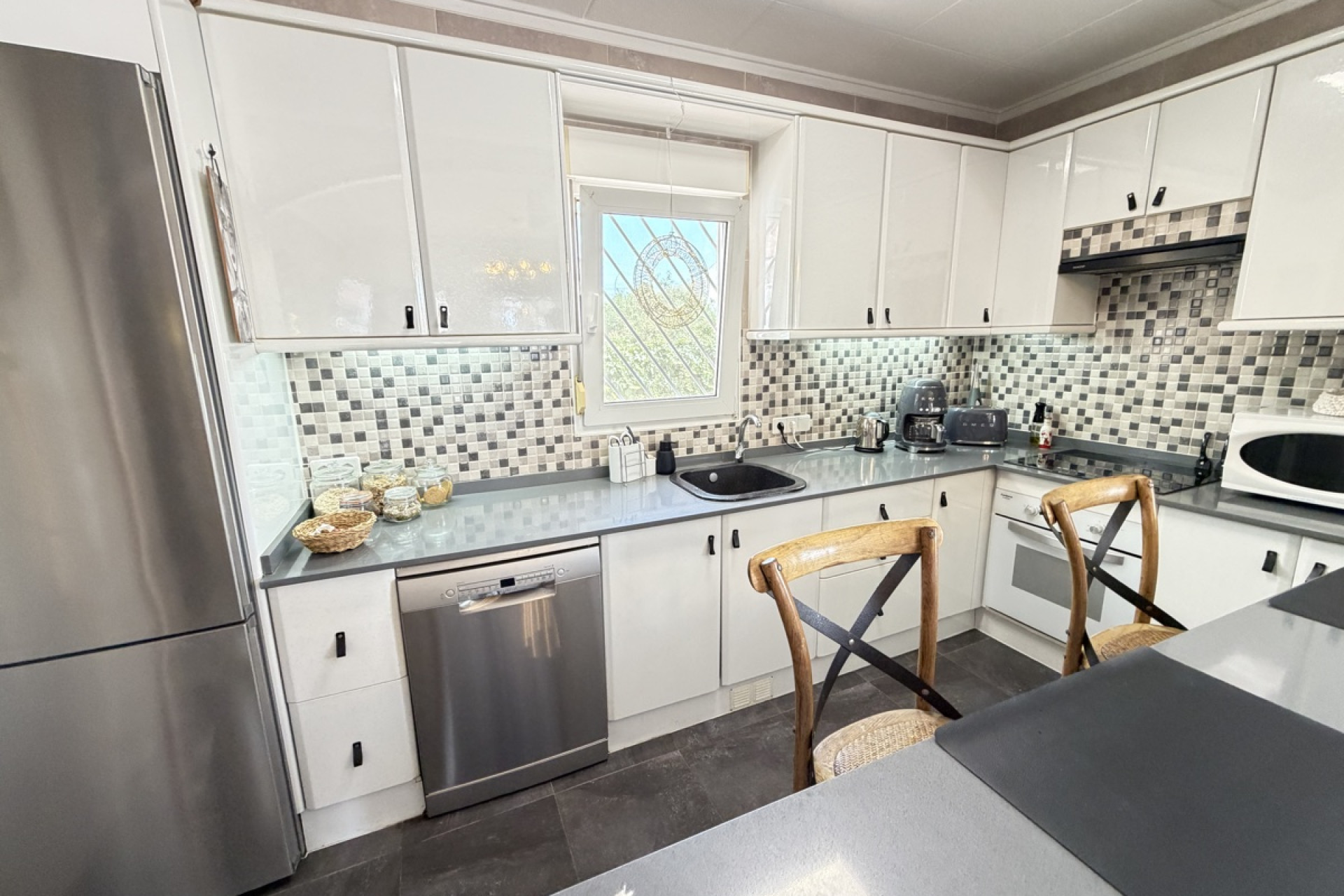 Resale - Apartment / Flat - Torrevieja - San Luis