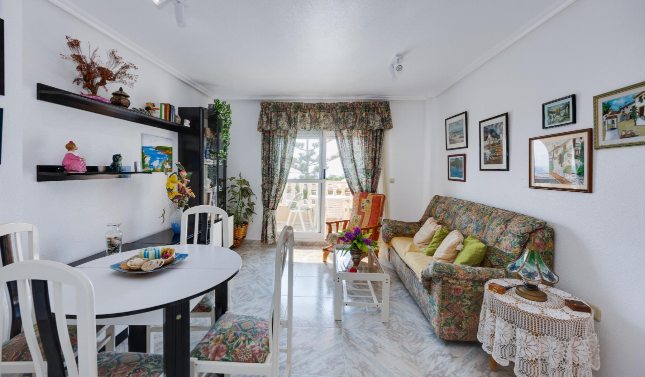 Resale - Apartment / Flat - Torrevieja - Torre Del Moro