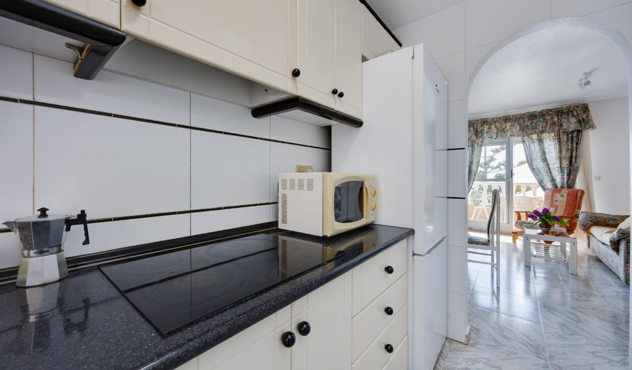 Resale - Apartment / Flat - Torrevieja - Torre Del Moro