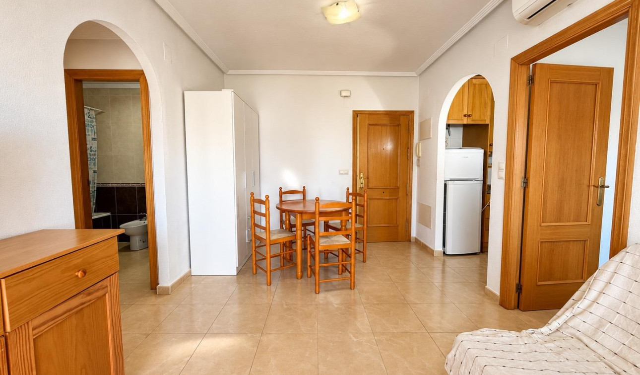 Resale - Apartment / Flat - Torrevieja - Torreblanca