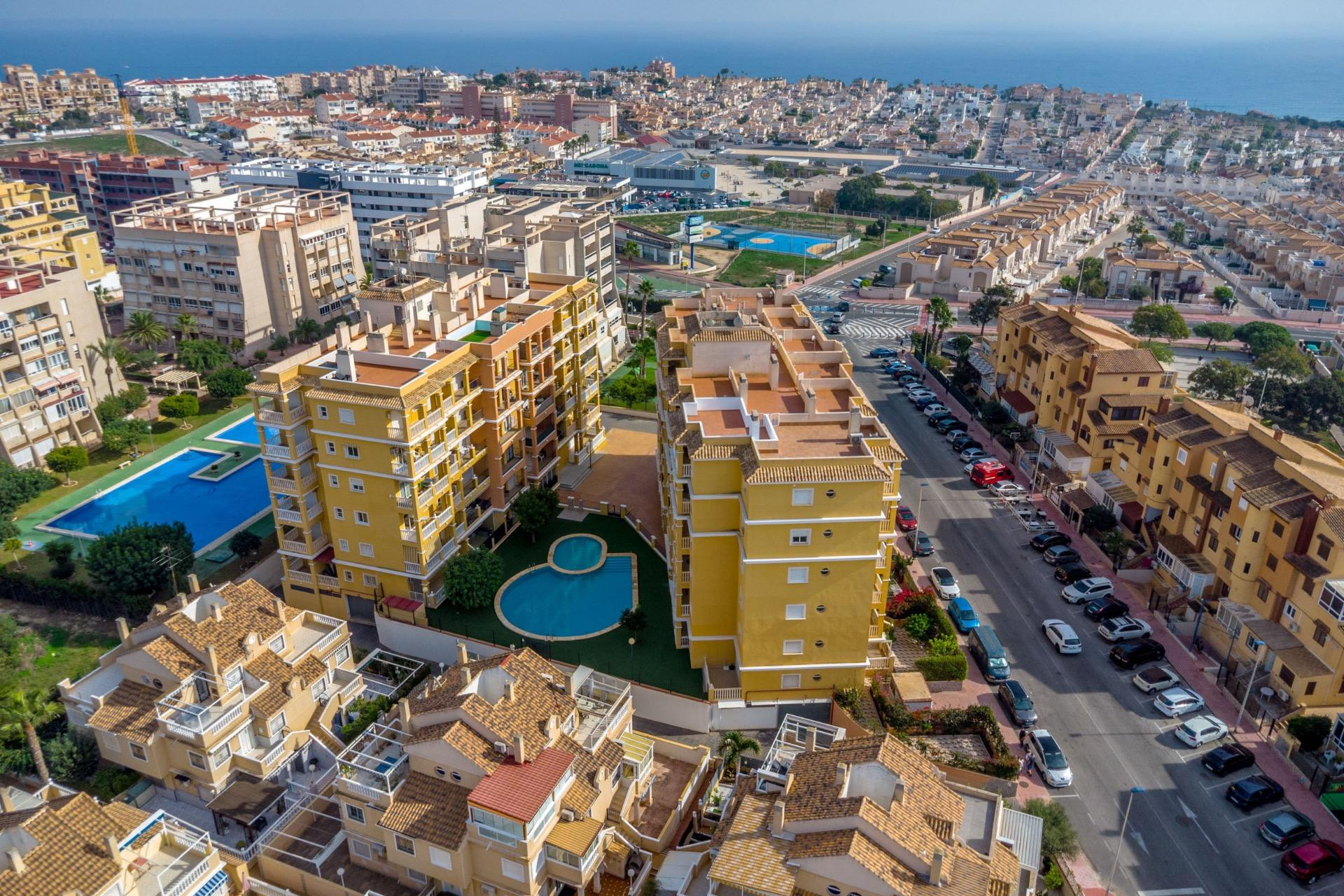 Resale - Apartment / Flat - Torrevieja - Torreblanca