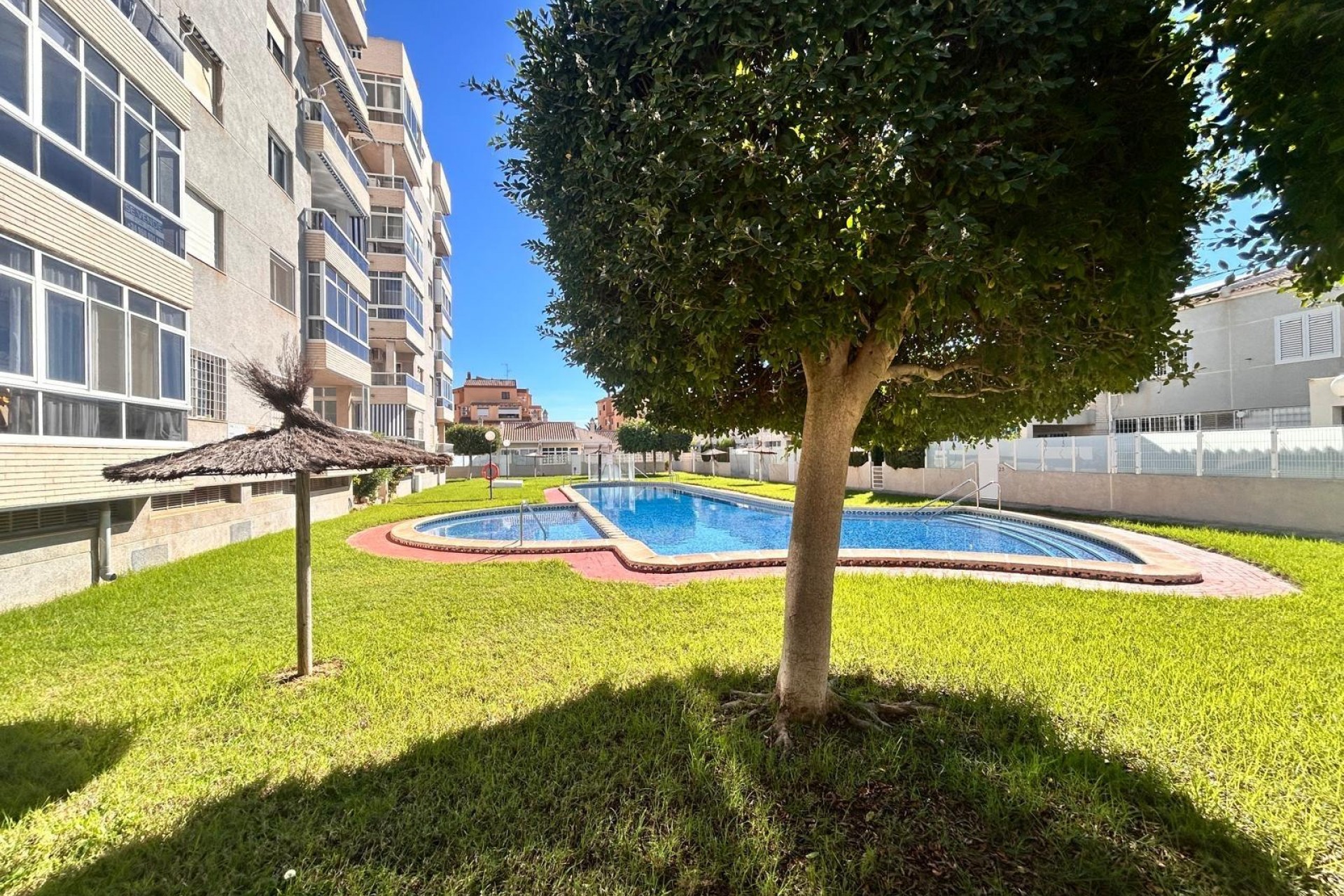 Resale - Apartment / Flat - Torrevieja - Torreblanca