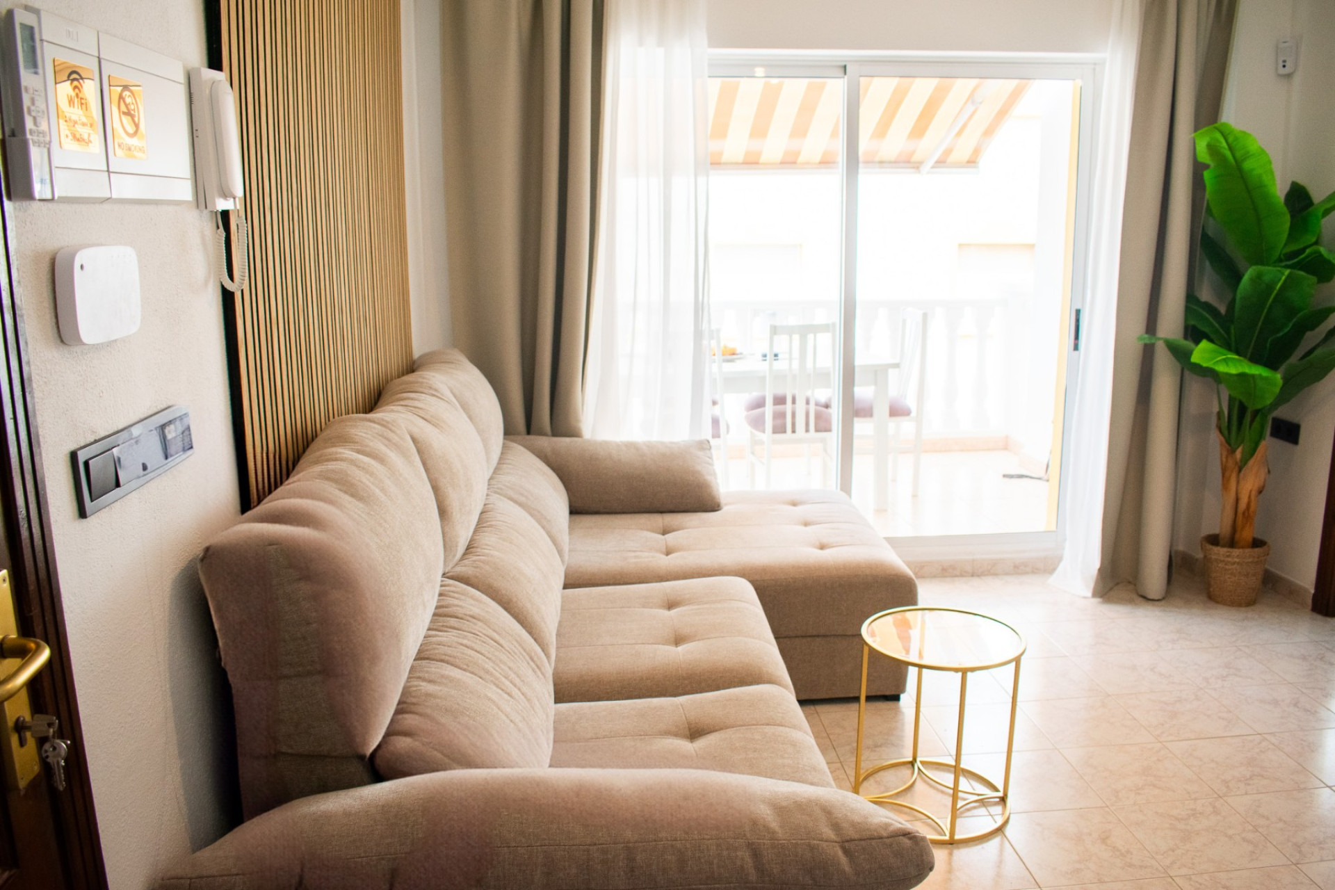 Resale - Apartment / Flat - Torrevieja - Torrelamata - La Mata